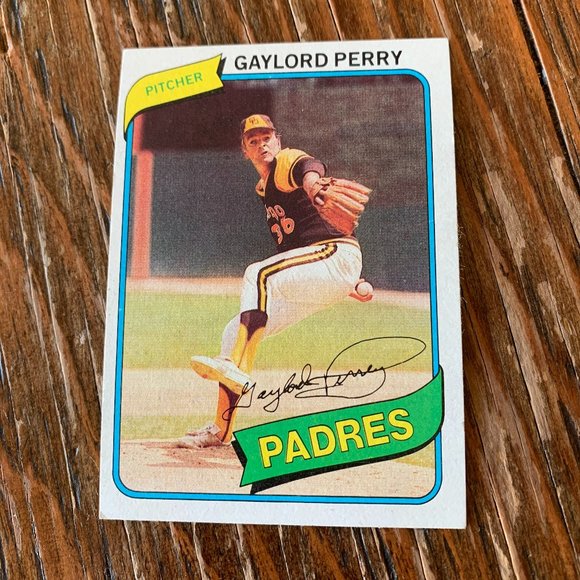 FREE🔥🔥 w/ purchase! Topps 1980 Gaylord Perry